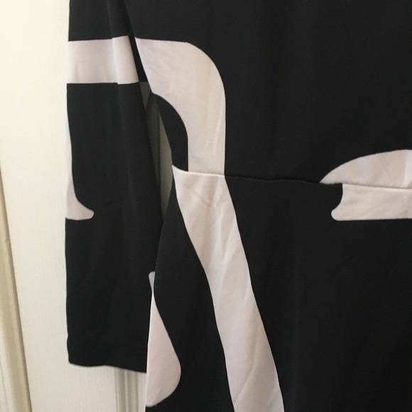 FINAL MARKDOWN Ladies inc dress small - Picture 2 of 4